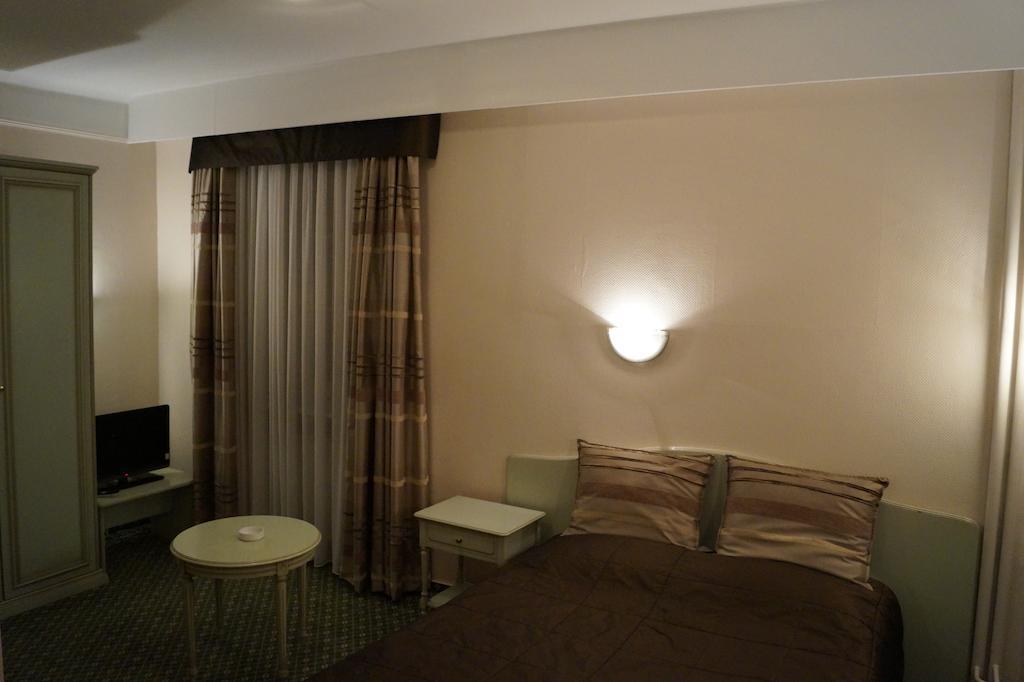 Hotel De L' Esplanade Remich Bilik gambar